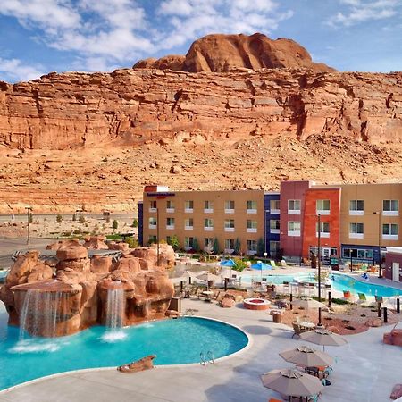 Fairfield Inn & Suites By Marriott Moab Bagian luar foto