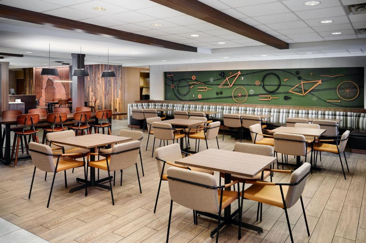 Fairfield Inn & Suites By Marriott Moab Bagian luar foto