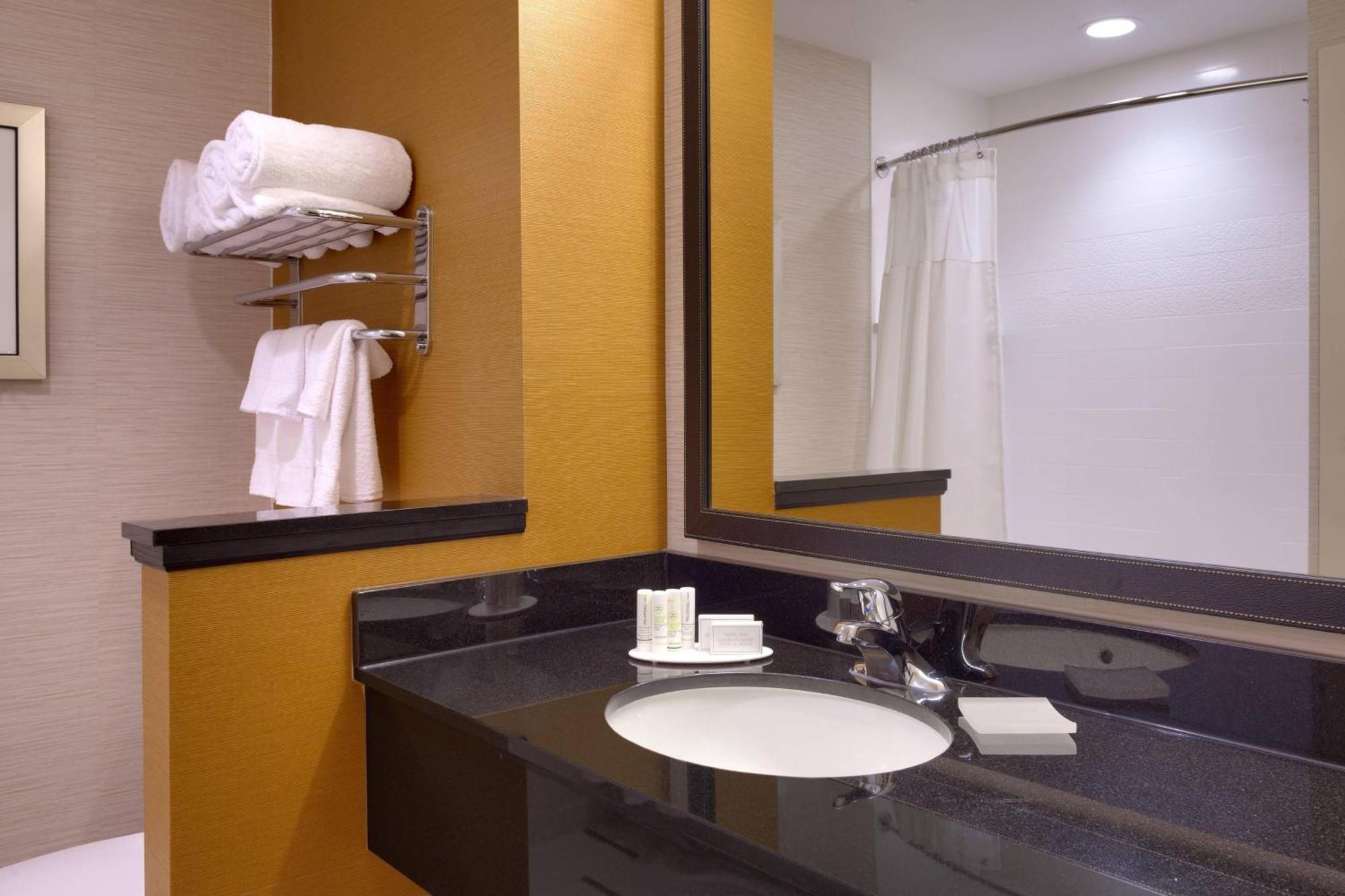 Fairfield Inn & Suites By Marriott Moab Bagian luar foto