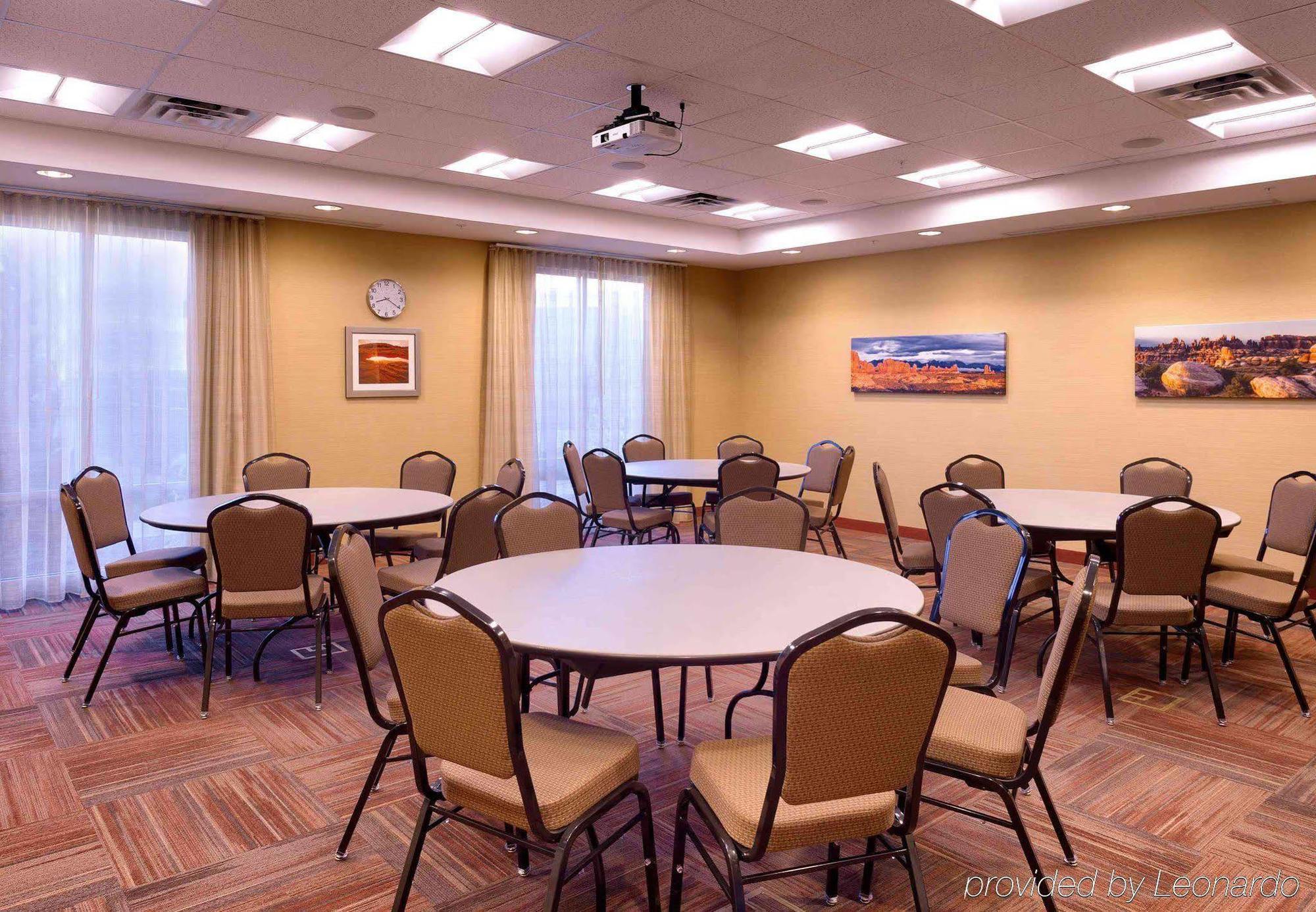 Fairfield Inn & Suites By Marriott Moab Bagian luar foto